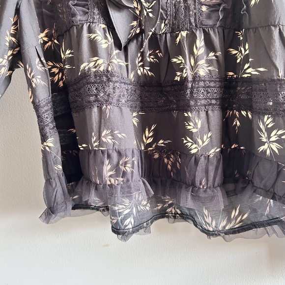 Anthropologie V-Neck Ruffled Blouse | Black Motif | Size Small | NWT - Picture 8 of 15